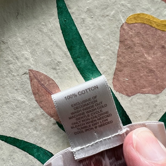 Loft Lacey Sleeveless Top size M - Picture 4 of 4